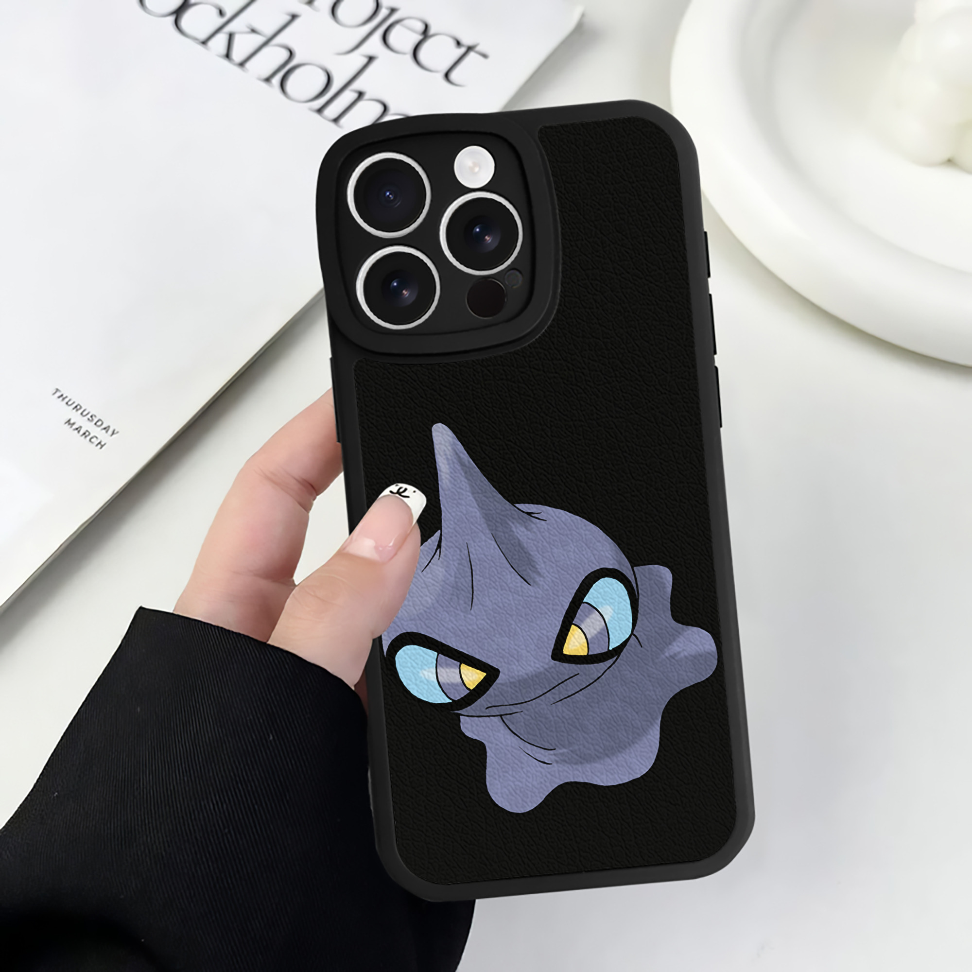 （画像用） ポケットモンスター Pokémon 【iPhone 16シリーズ対応】シリコンスマホケース（レザー調） 材質：シリコン